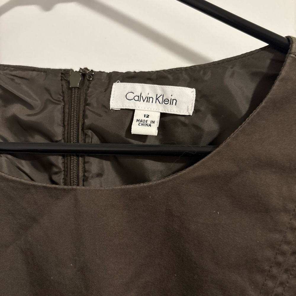 Calvin Klein Women’s Olive Utility Cargo Dress Crewneck Sleeveless Lined Sz 12 - Picture 2 of 5